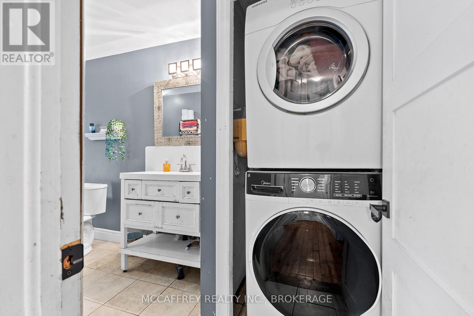 110 Adelaide Street, Front Of Leeds & Seeleys Bay, Ontario  K0H 2N0 - Photo 29 - X12400566