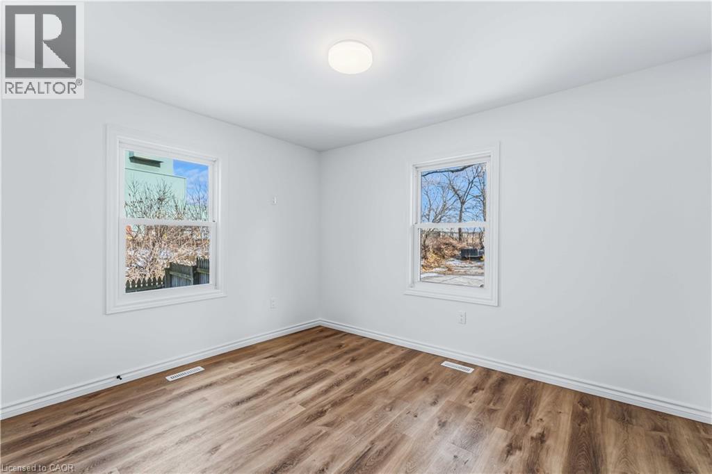 387 Weir Street N, Hamilton, Ontario L8H 5G6 - Photo 11 - 40793073