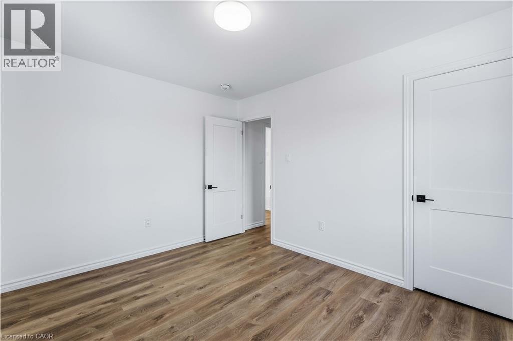 387 Weir Street N, Hamilton, Ontario L8H 5G6 - Photo 12 - 40793073