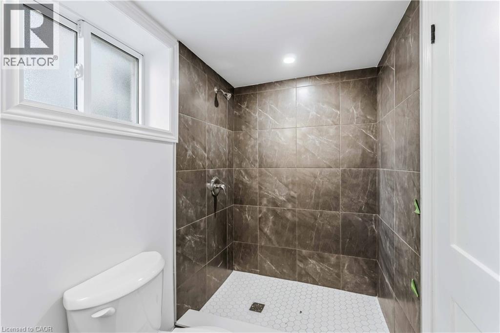 387 Weir Street N, Hamilton, Ontario L8H 5G6 - Photo 26 - 40793073