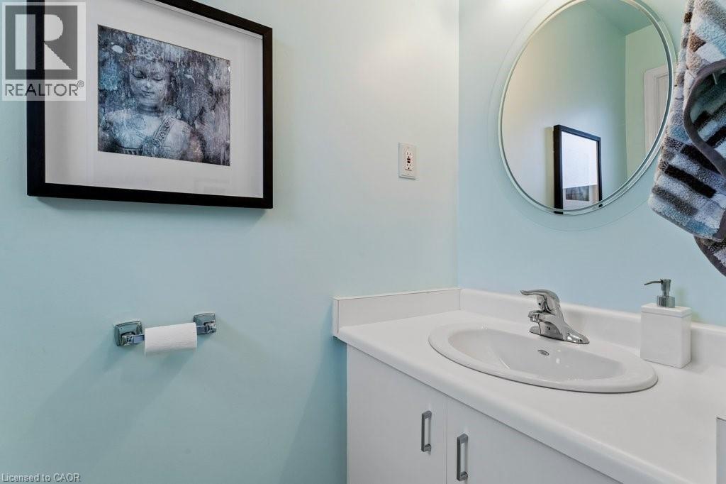 12 Meteor Boulevard, Stoney Creek, Ontario L8E 4W6 - Photo 5 - 40792967