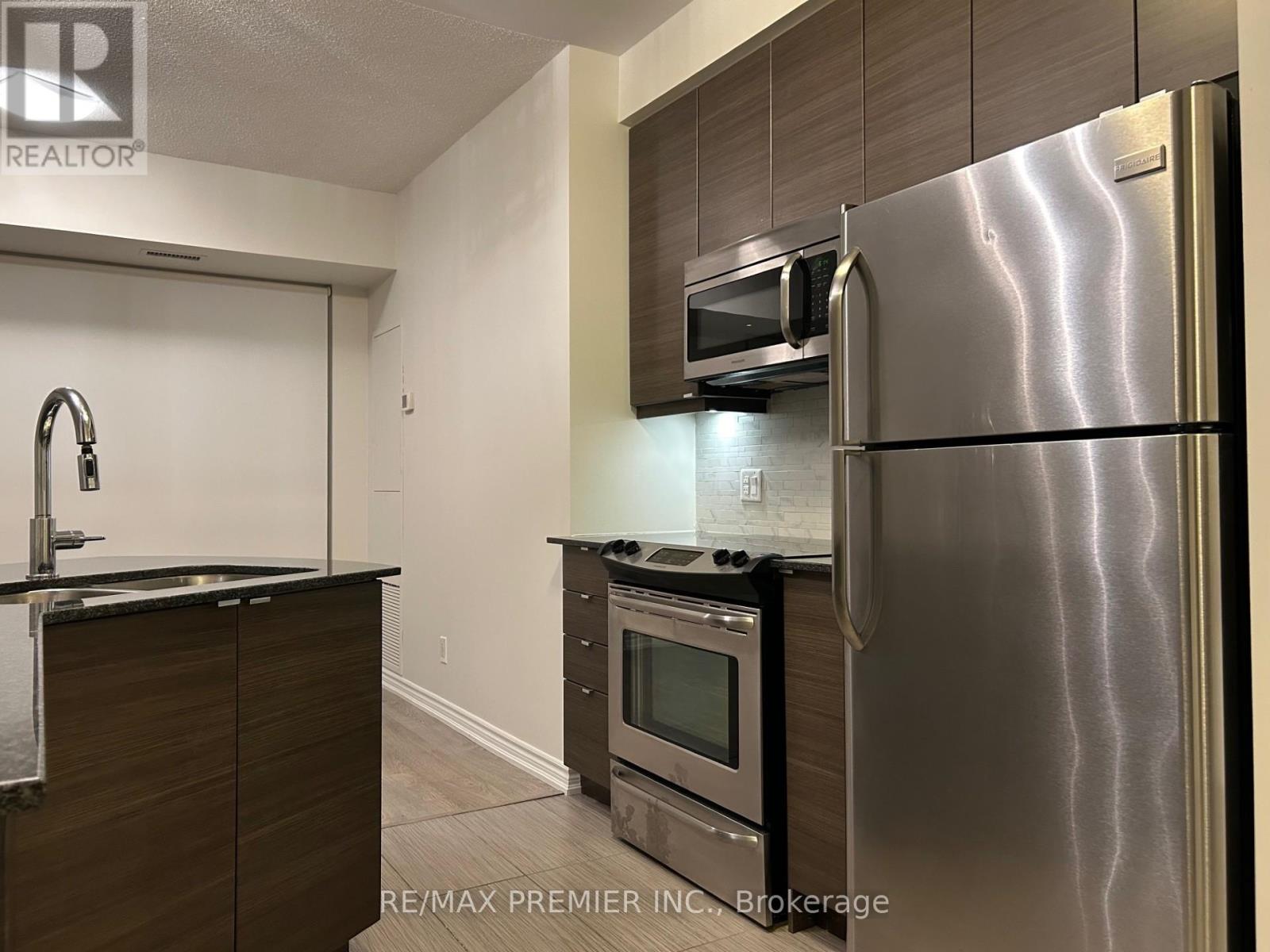 903 - 7730 Kipling Avenue, Vaughan, Ontario  L4L 1Y9 - Photo 5 - N12615256