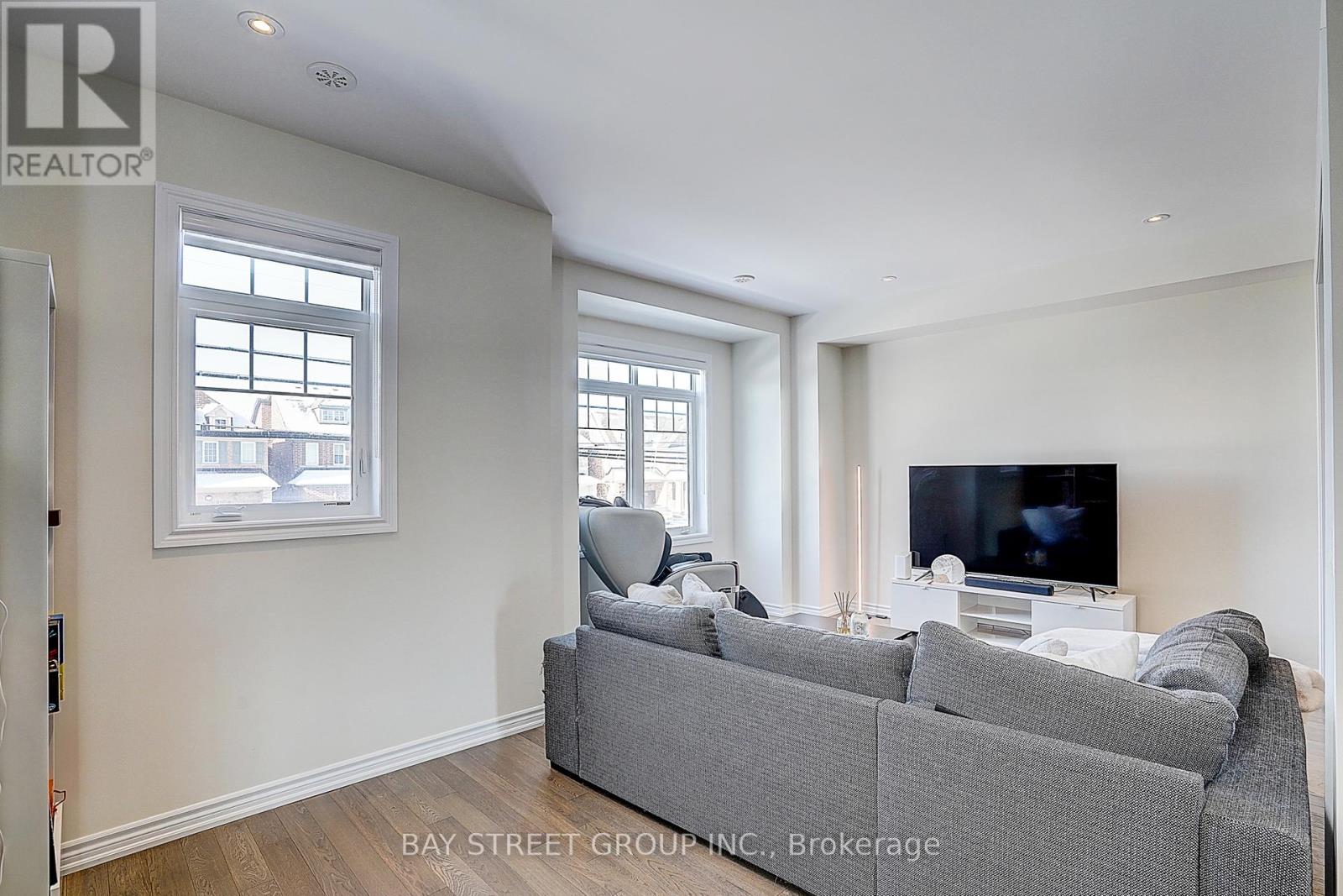 10943 Victoria Square Boulevard, Markham, Ontario  L6C 0Z3 - Photo 18 - N12615372