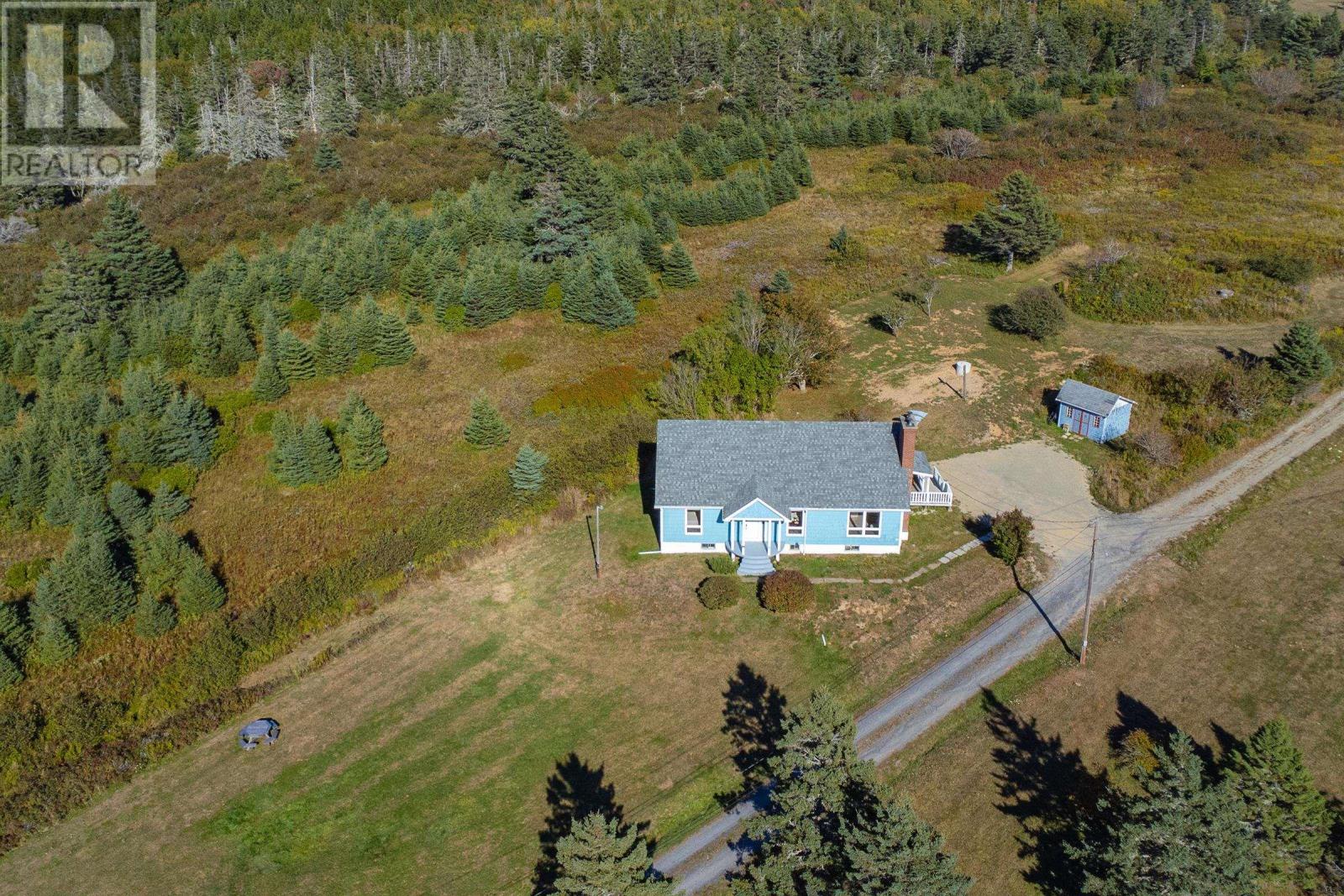 5956 Highway 1, Mavillette, Nova Scotia  B5A 5B3 - Photo 4 - 202524080