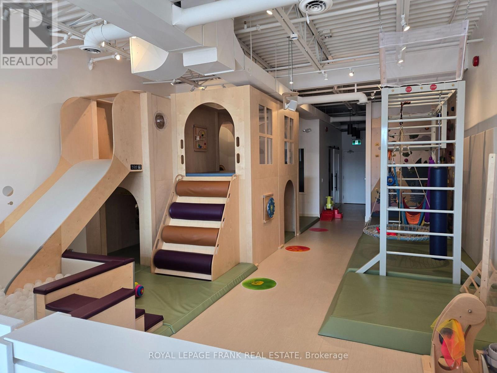 Unit #11 - 1656 Nash Road, Clarington, Ontario  L1E 1S8 - Photo 5 - E12615558