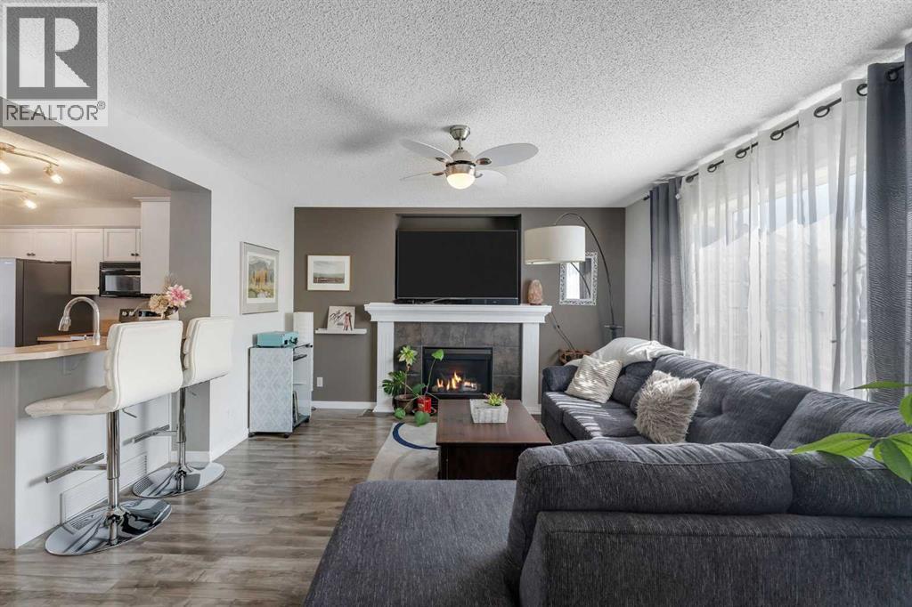 270 Sagewood Gardens Sw, Airdrie, Alberta  T4B 3A4 - Photo 8 - A2255984