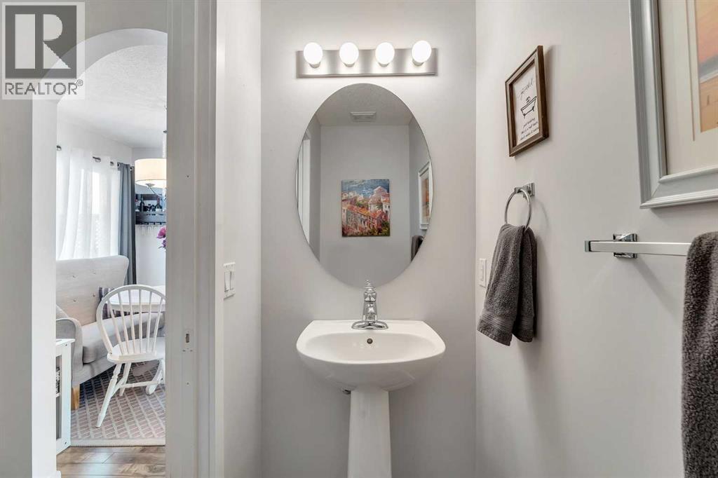 270 Sagewood Gardens Sw, Airdrie, Alberta  T4B 3A4 - Photo 14 - A2255984