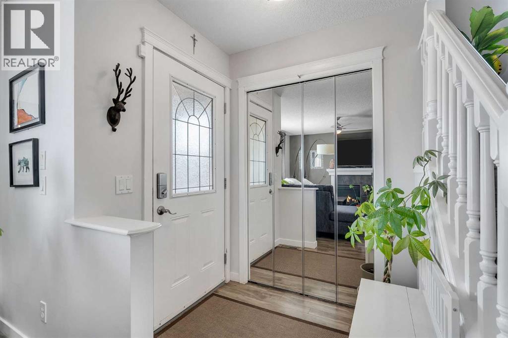 270 Sagewood Gardens Sw, Airdrie, Alberta  T4B 3A4 - Photo 6 - A2255984