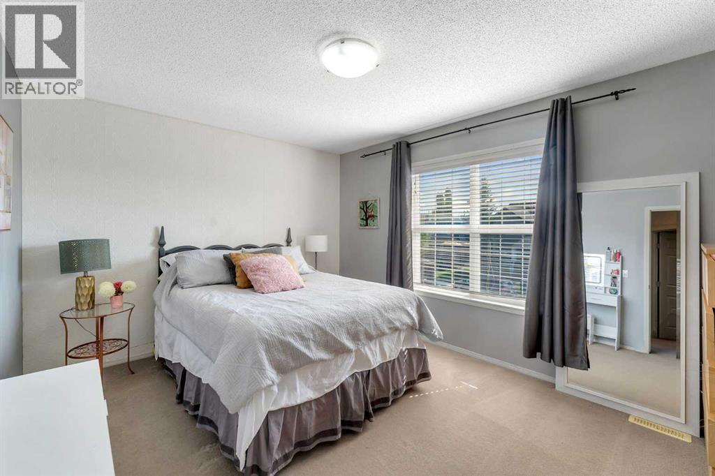 270 Sagewood Gardens Sw, Airdrie, Alberta  T4B 3A4 - Photo 16 - A2255984