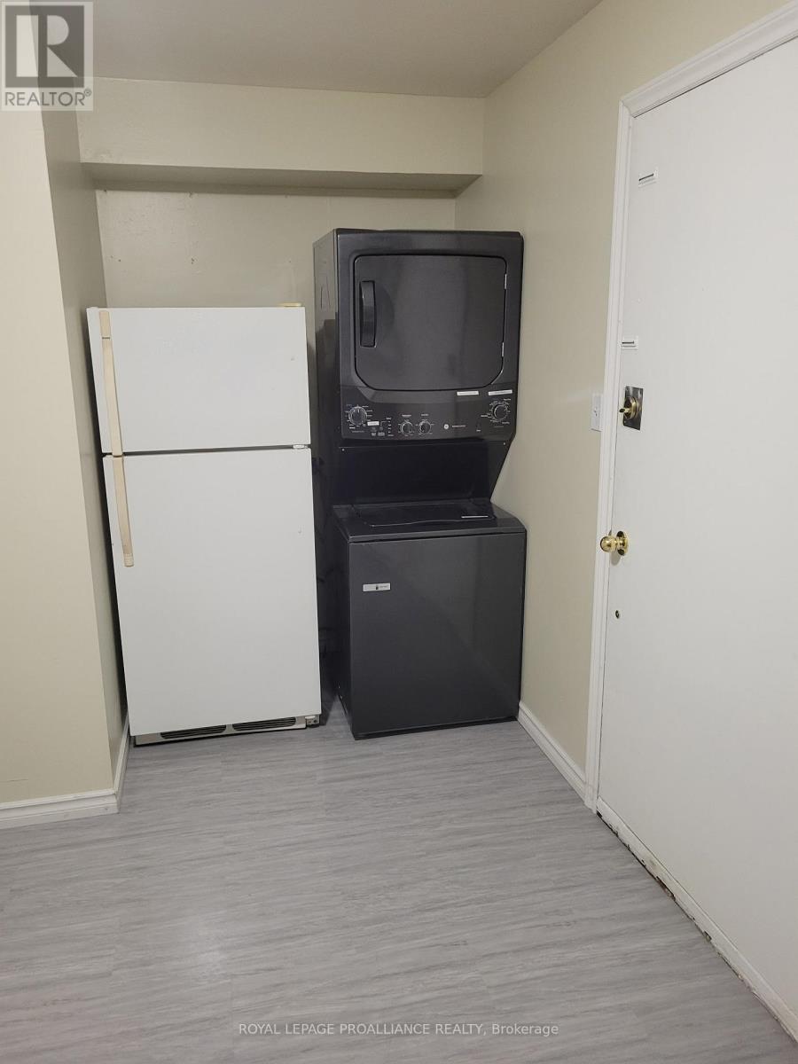 25 Quinte View Drive, Quinte West, Ontario  K8V 5P5 - Photo 15 - X12615452