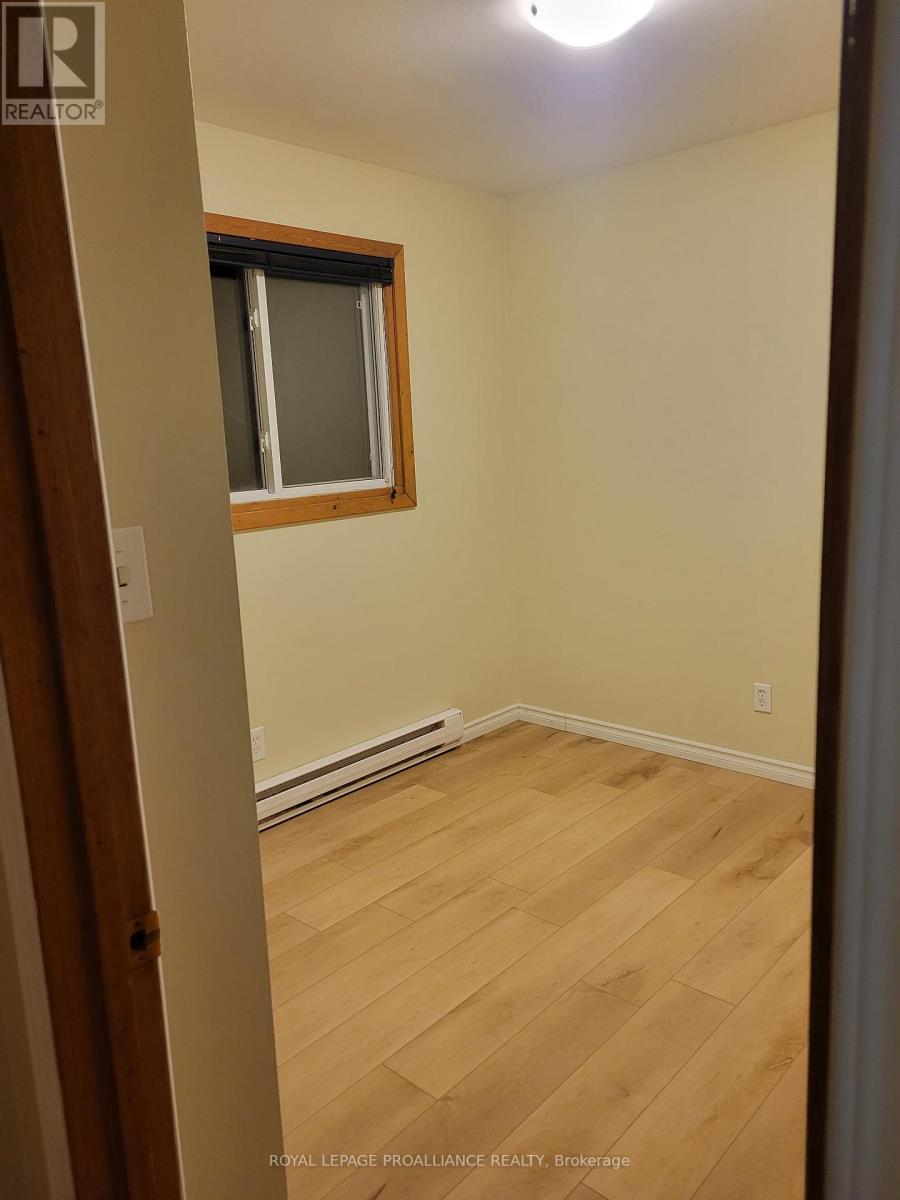 25 Quinte View Drive, Quinte West, Ontario  K8V 5P5 - Photo 16 - X12615452