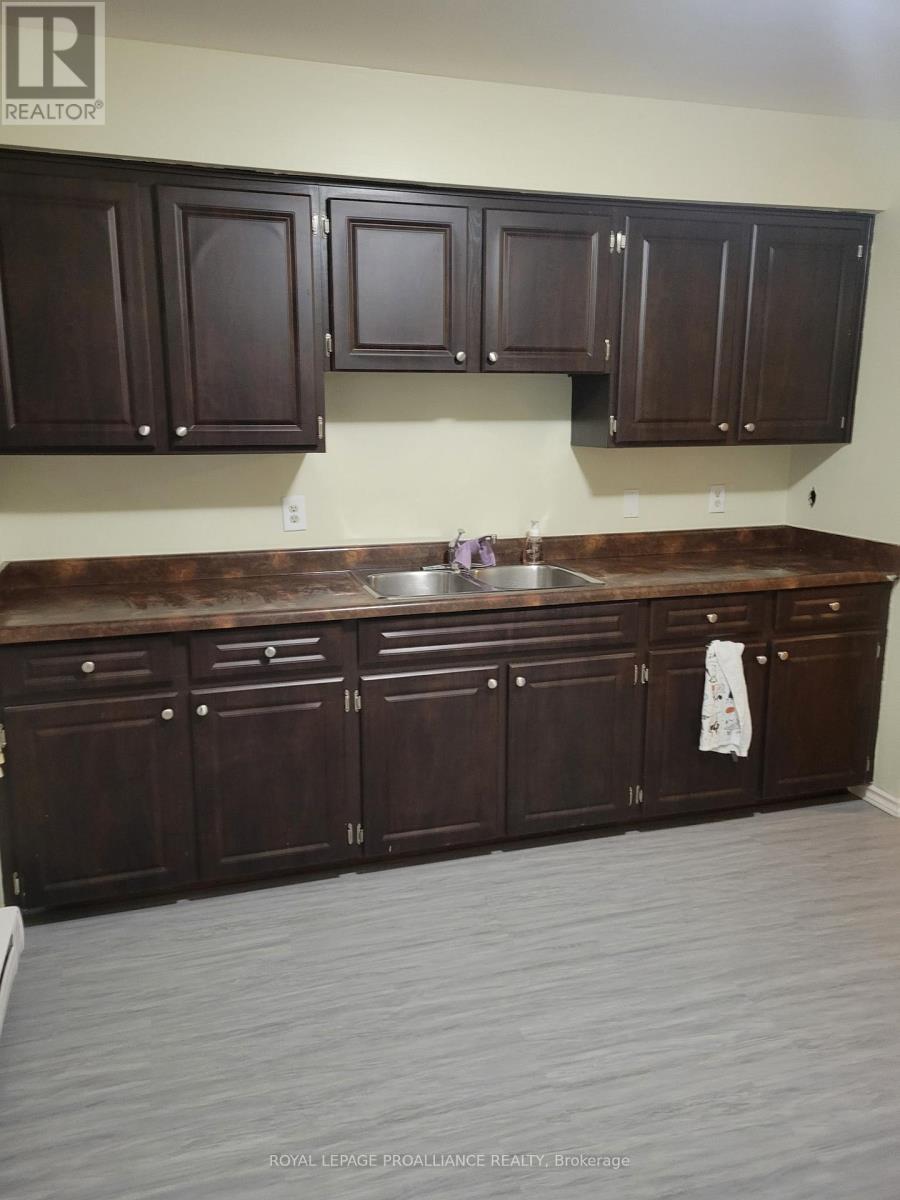 25 Quinte View Drive, Quinte West, Ontario  K8V 5P5 - Photo 3 - X12615452