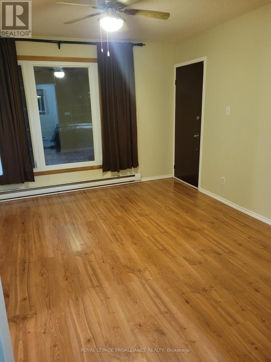 25 Quinte View Drive, Quinte West, Ontario  K8V 5P5 - Photo 7 - X12615452