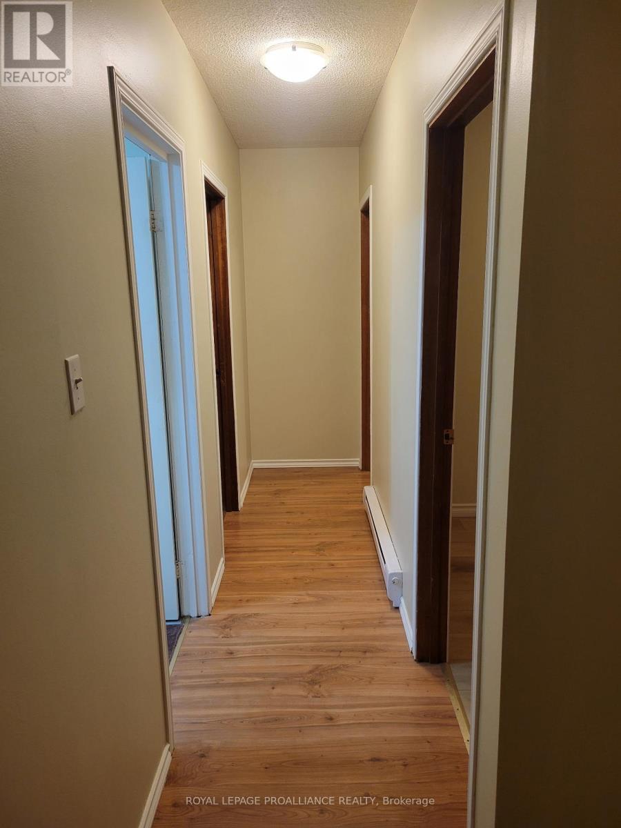 25 Quinte View Drive, Quinte West, Ontario  K8V 5P5 - Photo 9 - X12615452