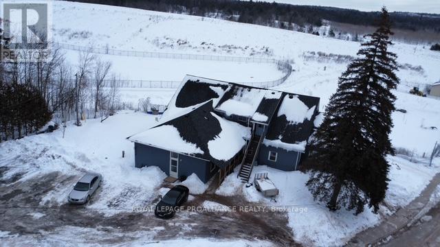 11 Private Road, Marmora And Lake (Marmora Ward), Ontario  L3Z 3H3 - Photo 2 - X12615536