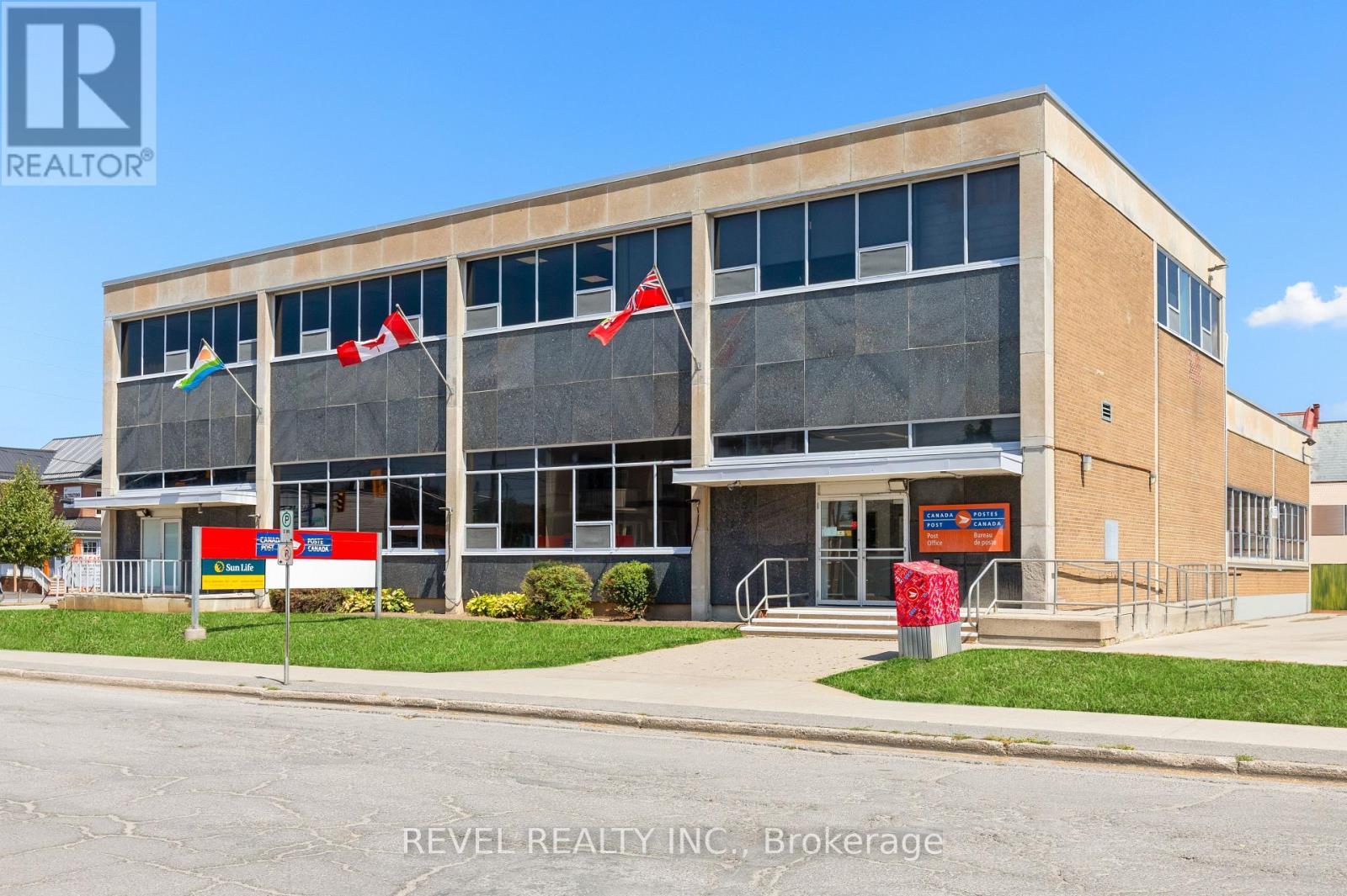 UPPER 3 - 34 CAMBRIDGE STREET S, Kawartha Lakes, Ontario