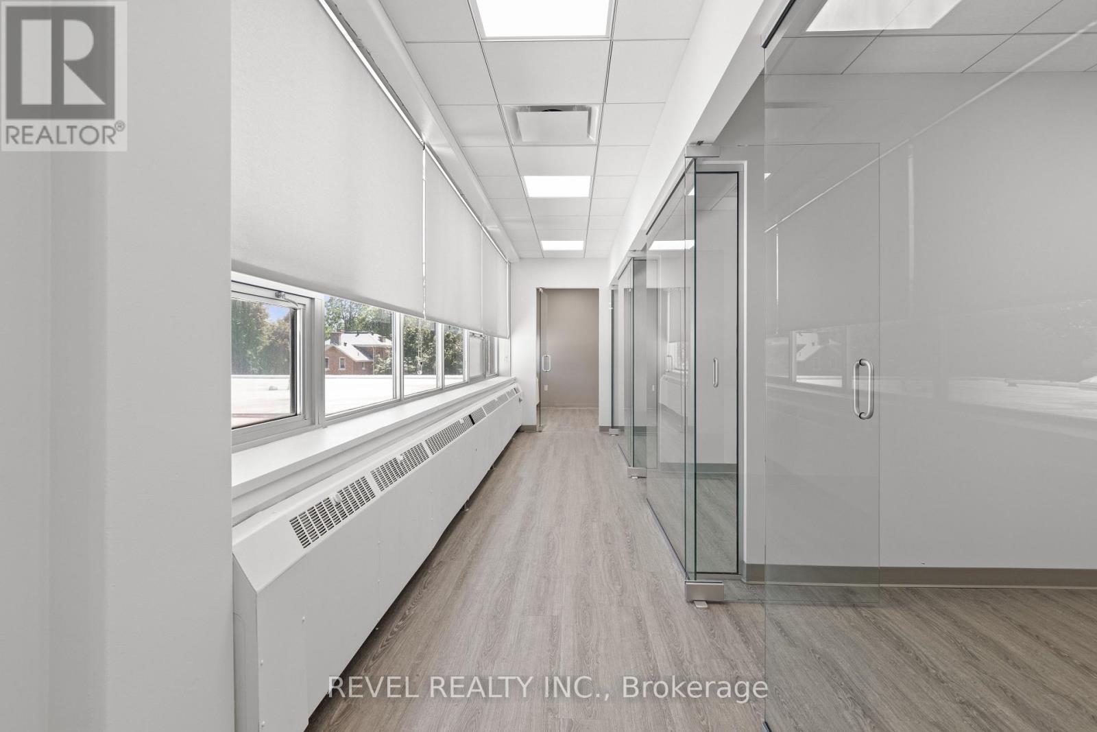 Upper 3 - 34 Cambridge Street S, Kawartha Lakes, Ontario  K9V 3B8 - Photo 12 - X12615580