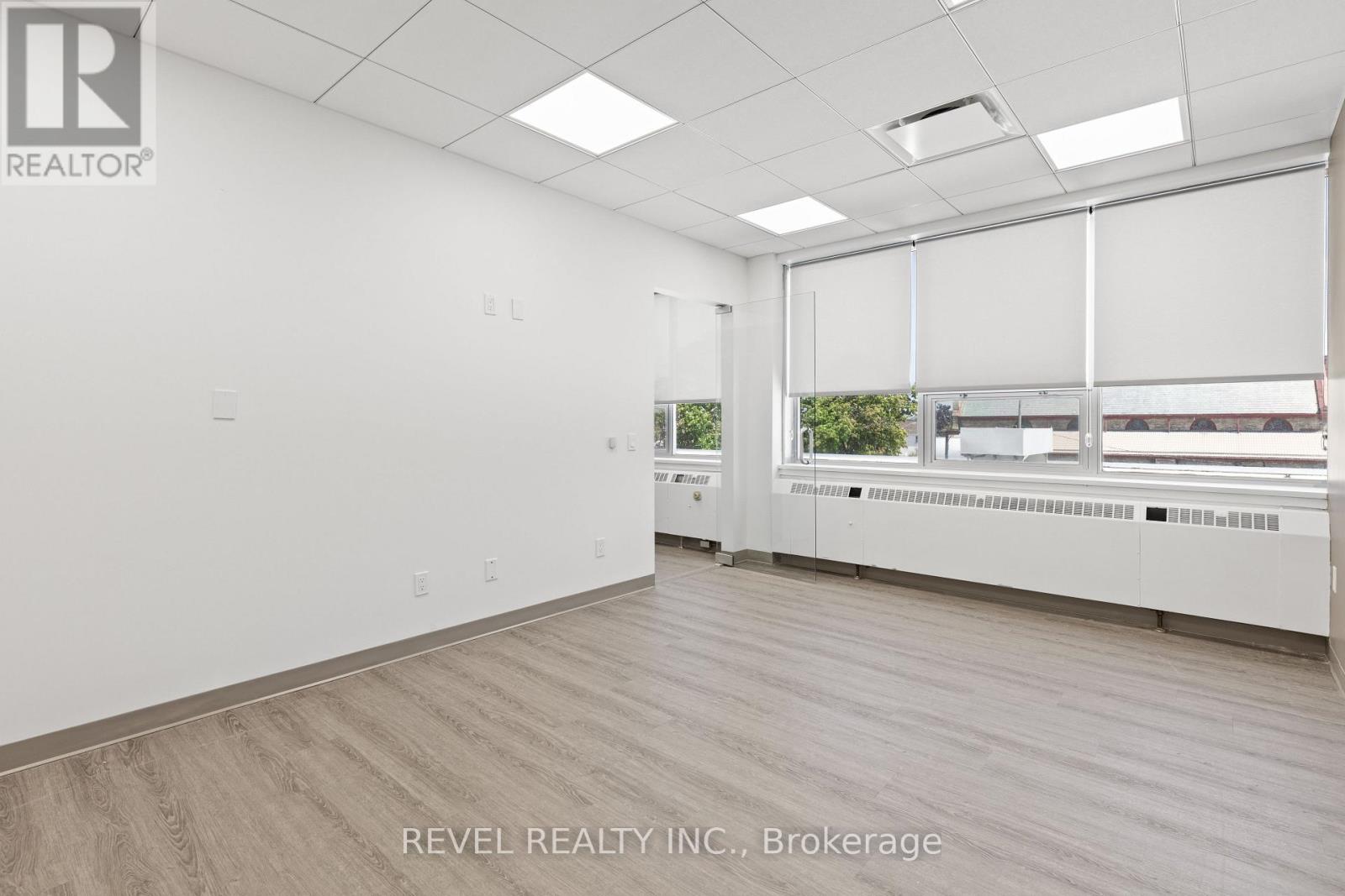 Upper 3 - 34 Cambridge Street S, Kawartha Lakes, Ontario  K9V 3B8 - Photo 18 - X12615580