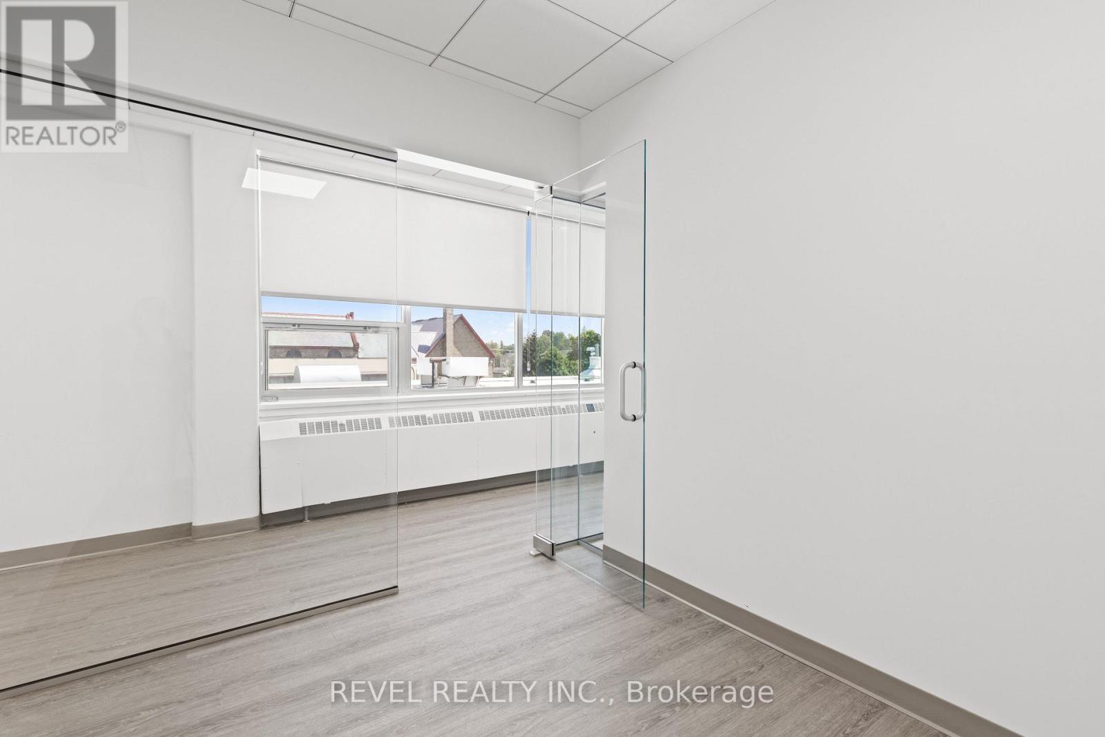 Upper 3 - 34 Cambridge Street S, Kawartha Lakes, Ontario  K9V 3B8 - Photo 26 - X12615580