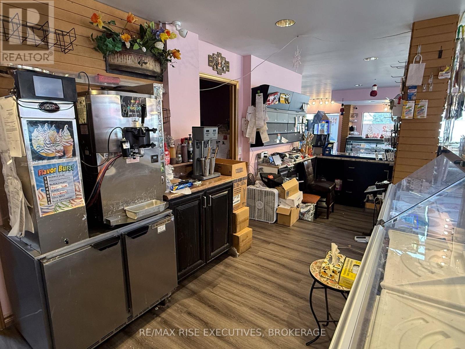 34 Princess Street, Kingston (Central City East), Ontario  K7L 1A4 - Photo 16 - X12615494