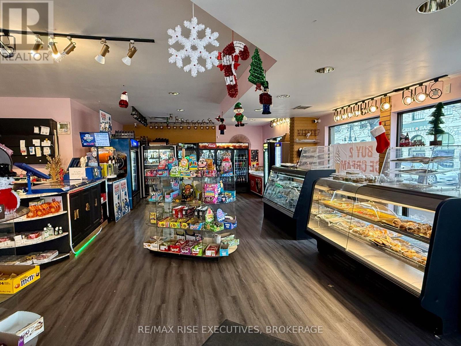 34 Princess Street, Kingston (Central City East), Ontario  K7L 1A4 - Photo 7 - X12615494