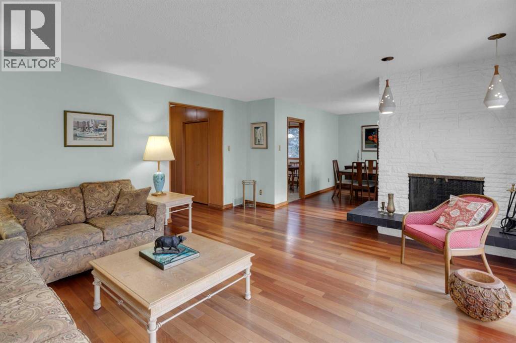 1801 Cayuga Drive Nw, Calgary, Alberta T2L 0N5 - Photo 6 - A2270316