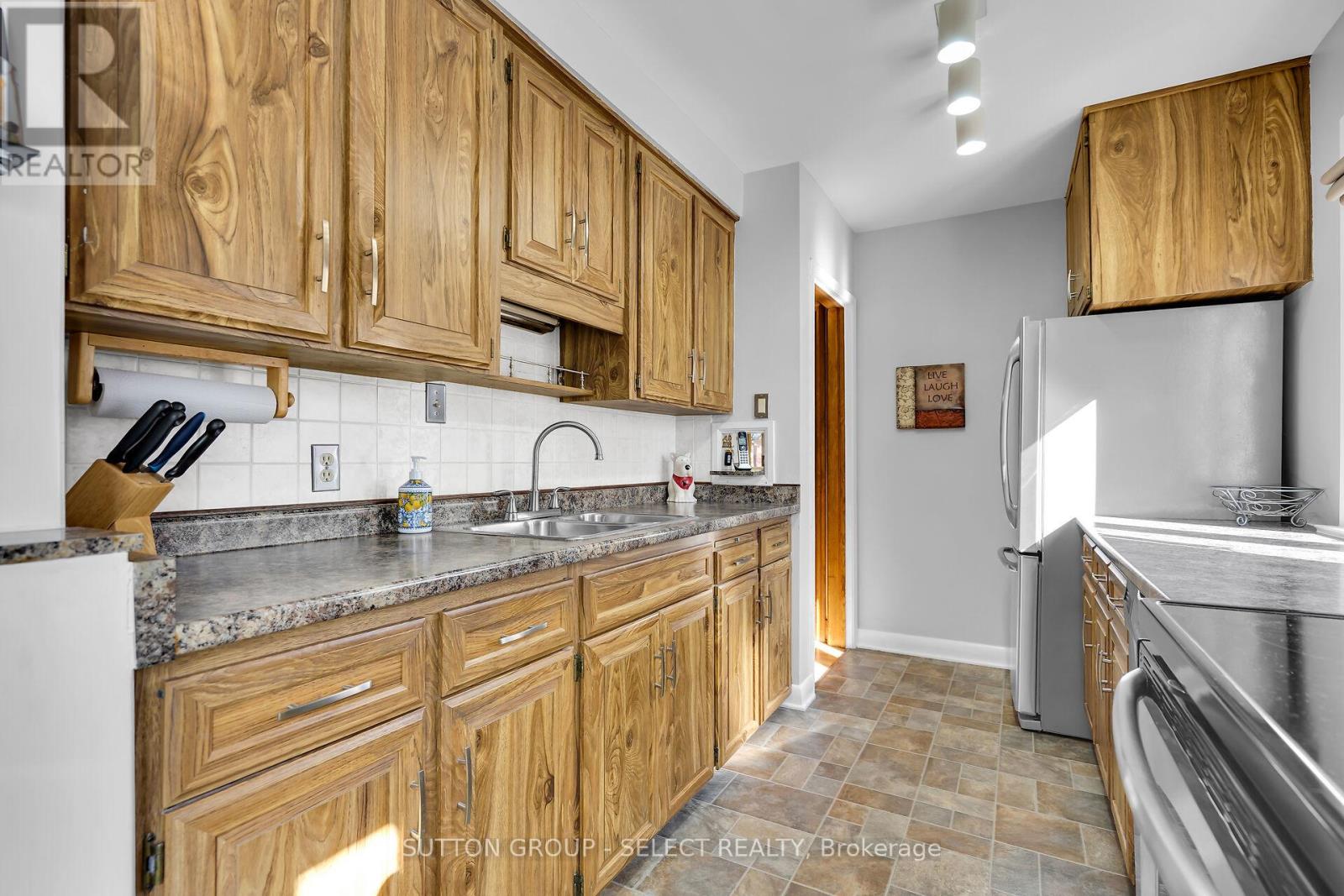 53 Graydon Street, London East, Ontario  N5W 2H9 - Photo 22 - X12615588