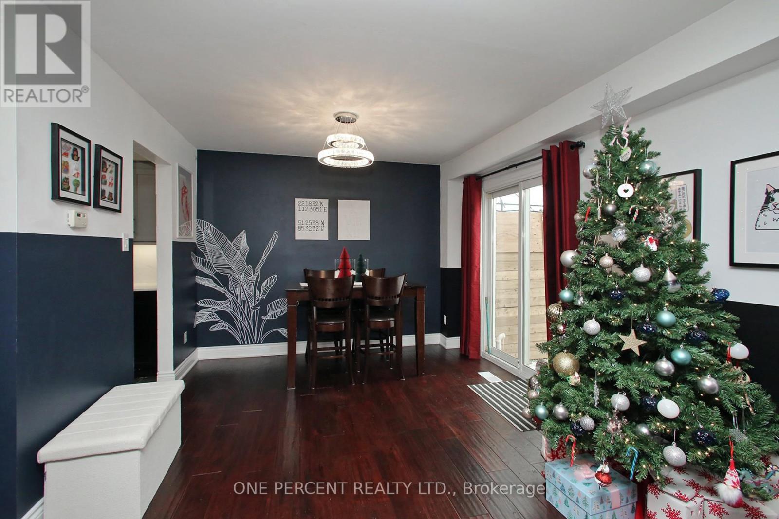 85 Ashford Court, Brampton, Ontario  L6V 3E2 - Photo 12 - W12615246