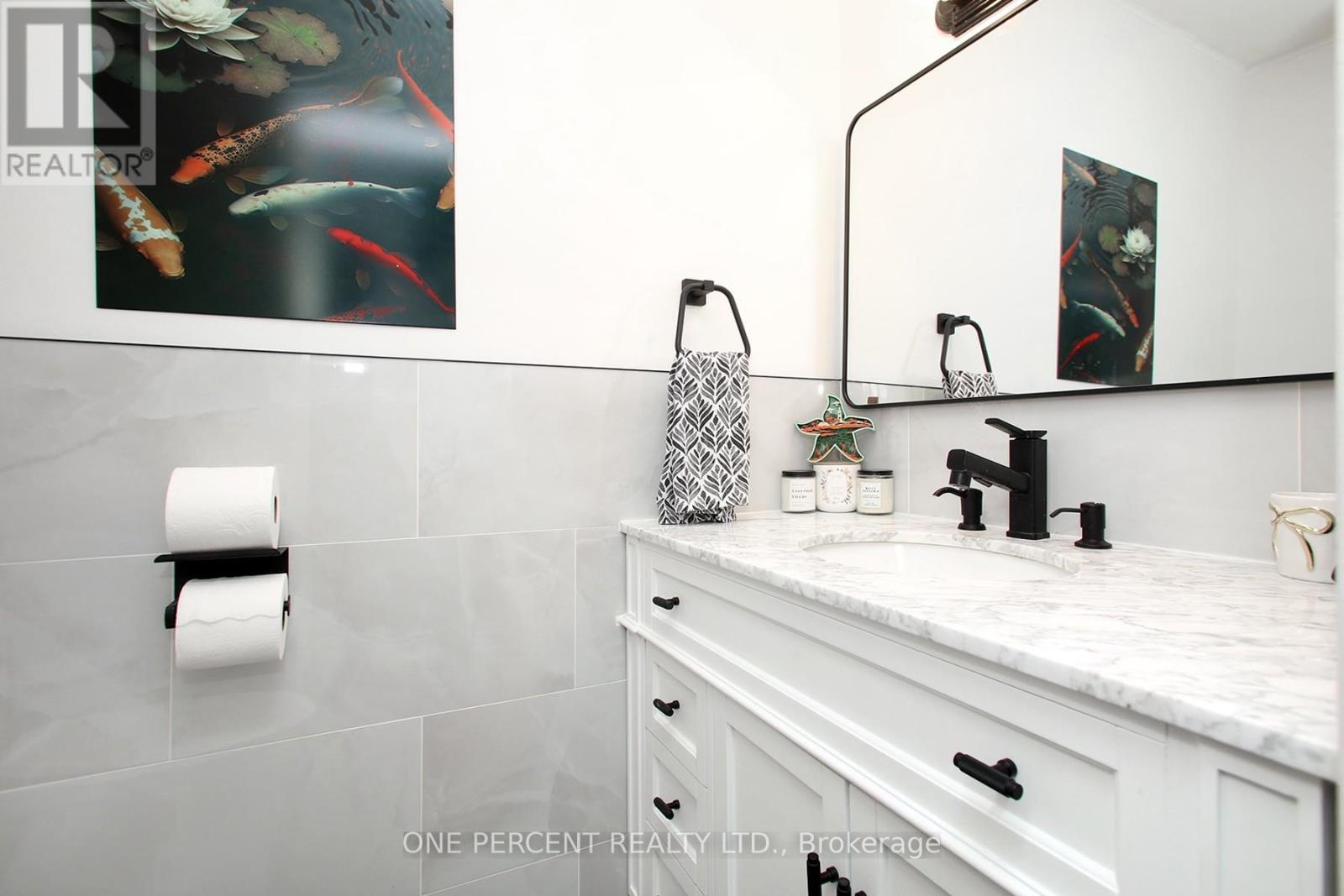 85 Ashford Court, Brampton, Ontario  L6V 3E2 - Photo 25 - W12615246