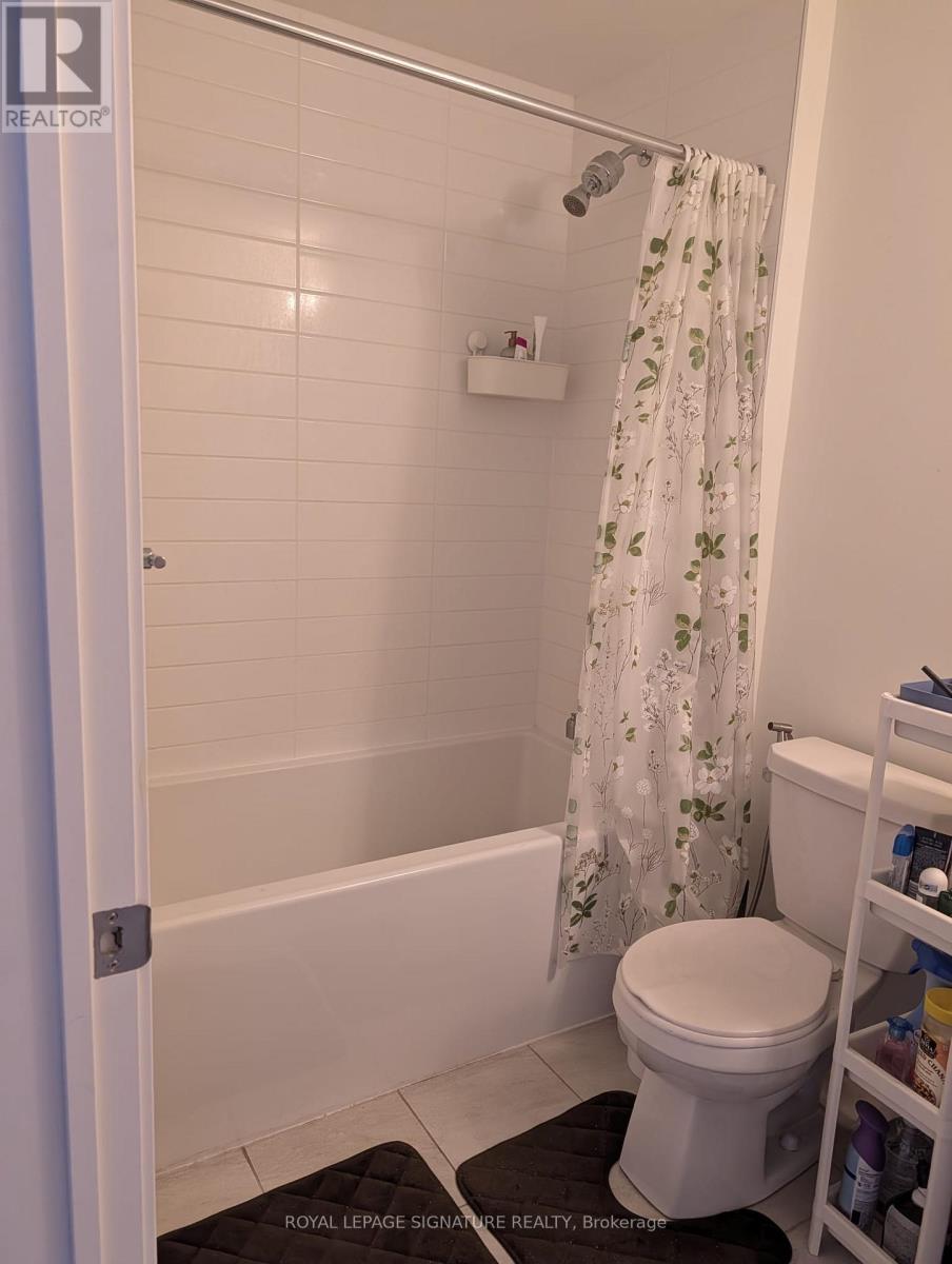 414 - 165 Canon Jackson Drive, Toronto (Beechborough-Greenbrook), Ontario  M6M 2G1 - Photo 8 - W12615290