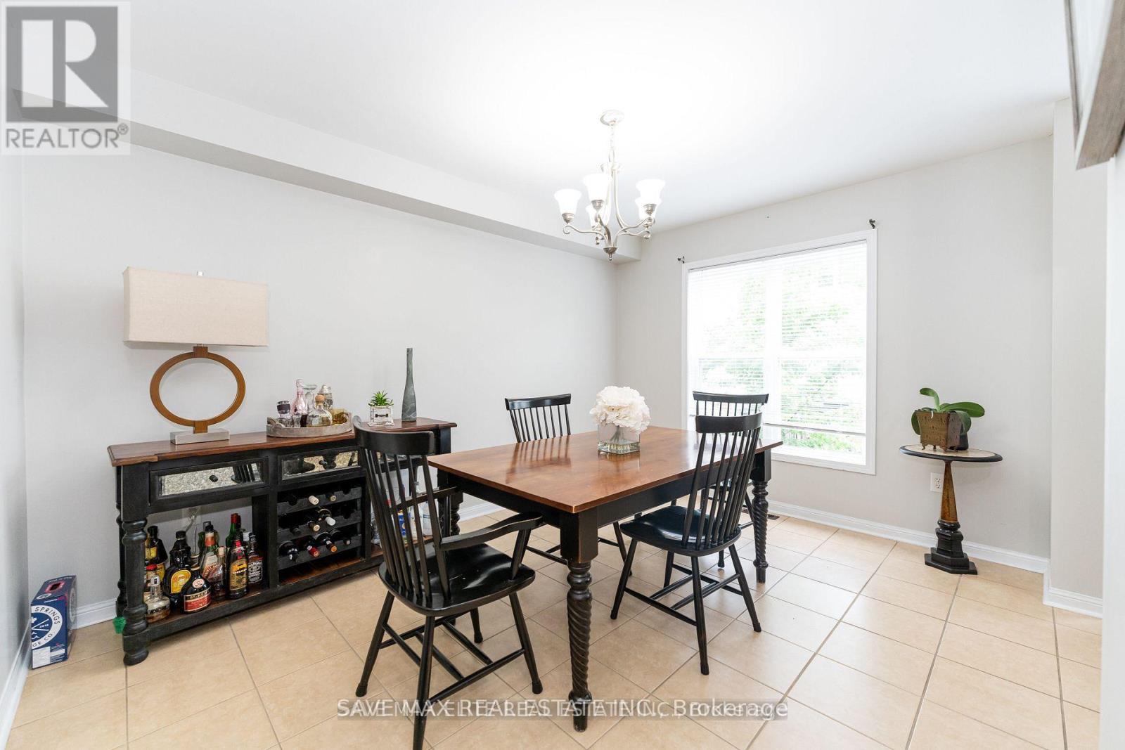 89 Seed House Lane, Halton Hills, Ontario  L7G 6K4 - Photo 11 - W12615302