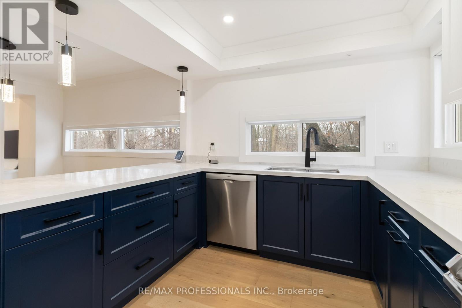 26 - 1250 Marlborough Court, Oakville, Ontario  L6H 2W7 - Photo 11 - W12615336