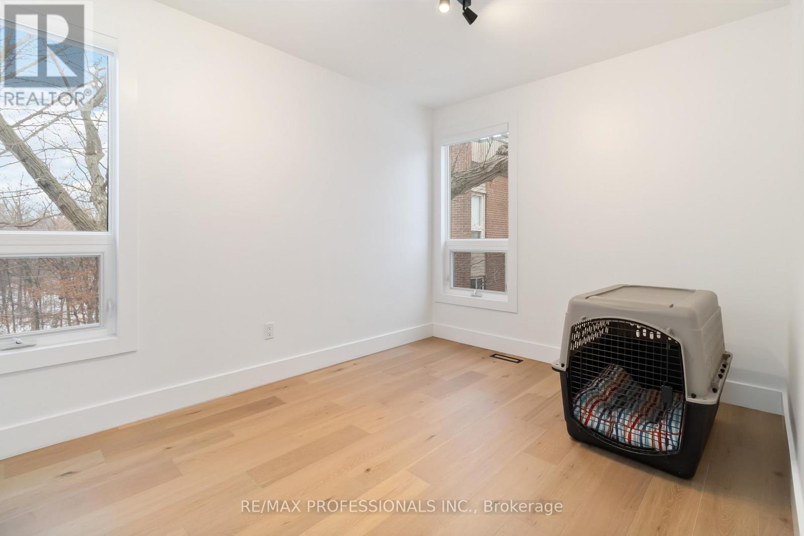 26 - 1250 Marlborough Court, Oakville, Ontario  L6H 2W7 - Photo 20 - W12615336