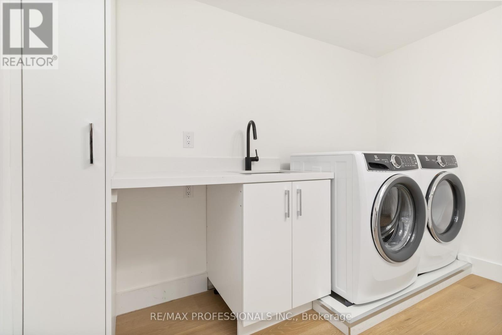 26 - 1250 Marlborough Court, Oakville, Ontario  L6H 2W7 - Photo 23 - W12615336