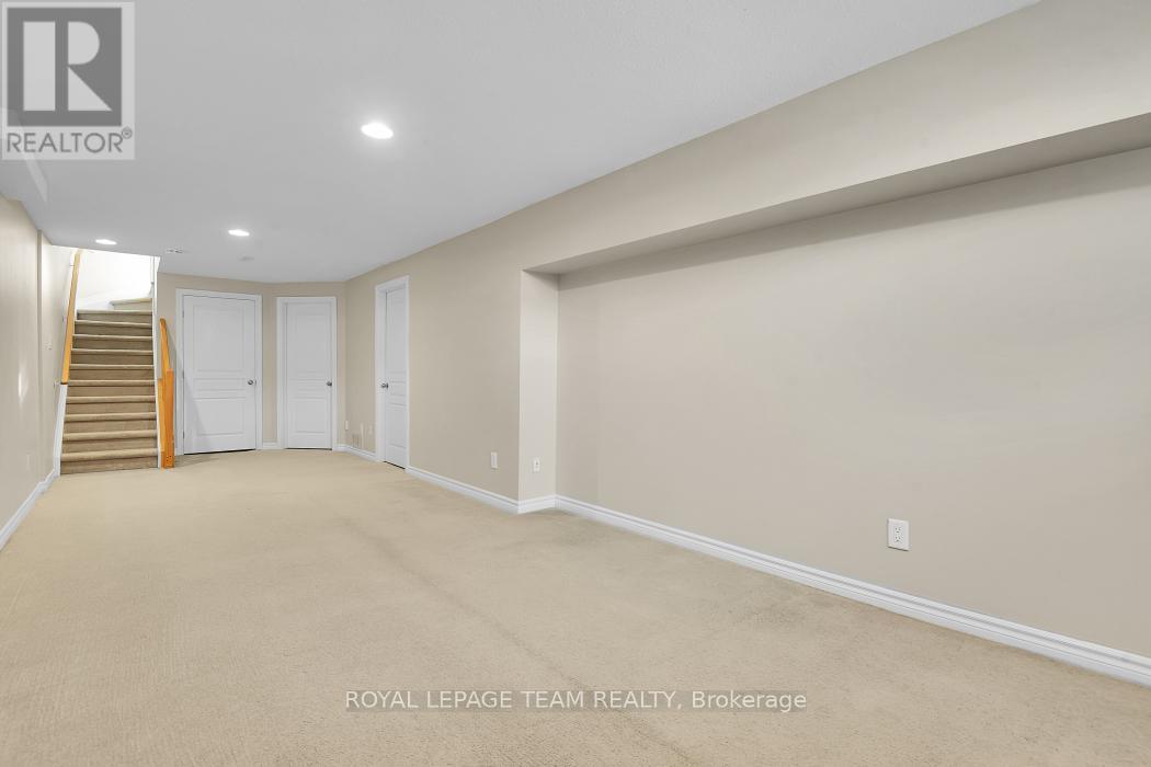 541 Salzburg Drive, Ottawa, Ontario  K4A 0C6 - Photo 31 - X12615428