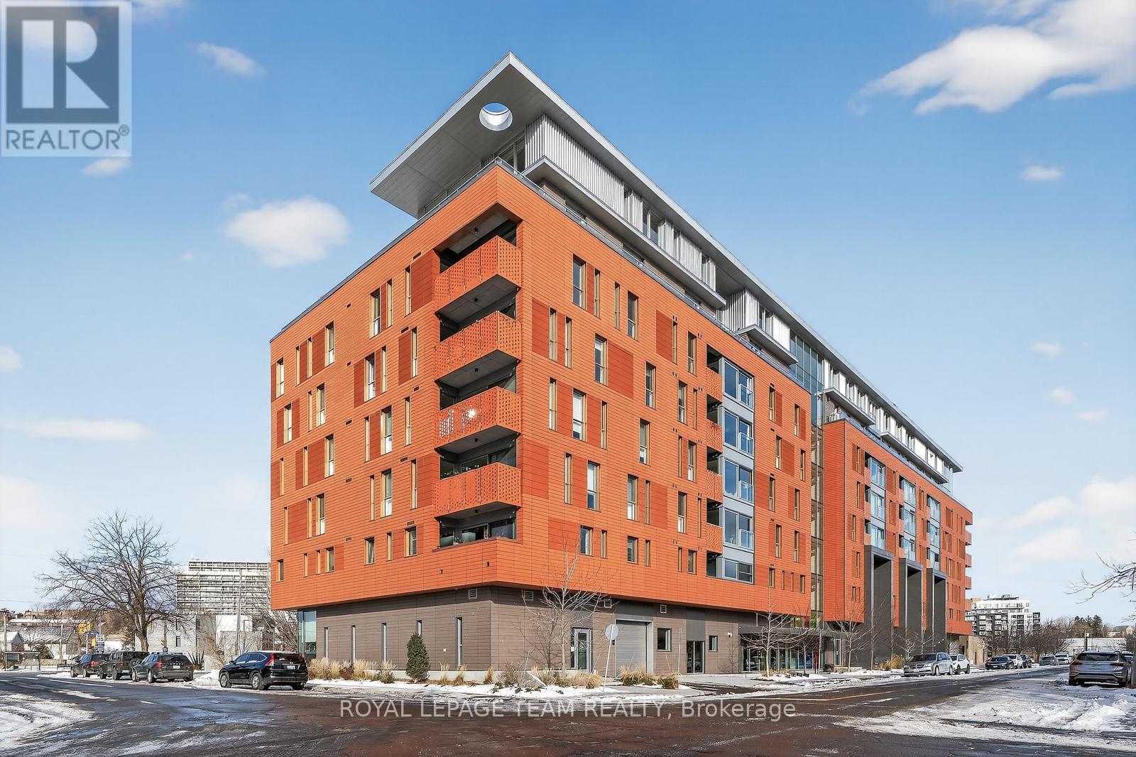 608 - 135 Barrette Street, Ottawa, Ontario K1L 7Z9 - Photo 1 - X12615432