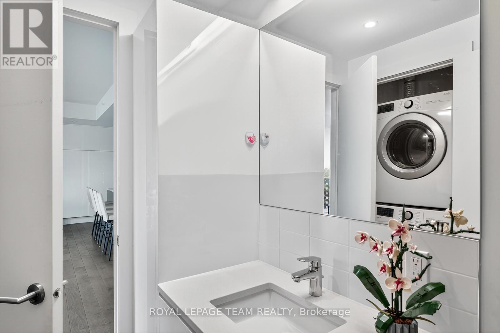 608 - 135 Barrette Street, Ottawa, Ontario K1L 7Z9 - Photo 30 - X12615432