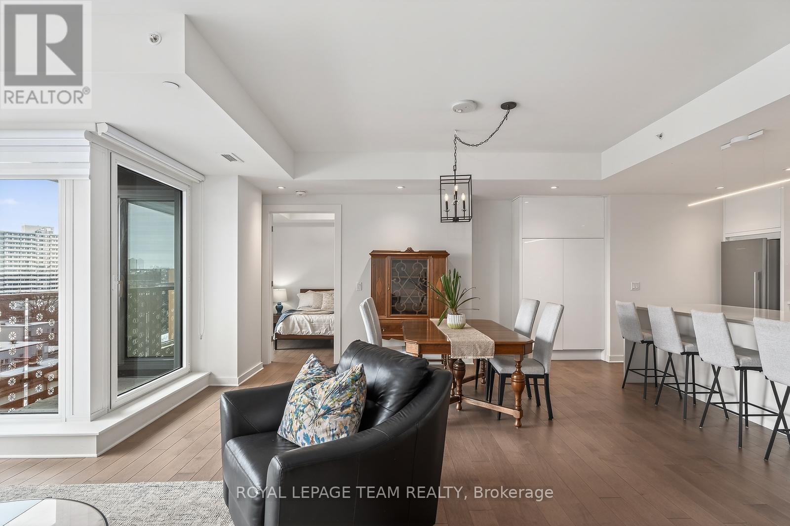 608 - 135 Barrette Street, Ottawa, Ontario K1L 7Z9 - Photo 9 - X12615432