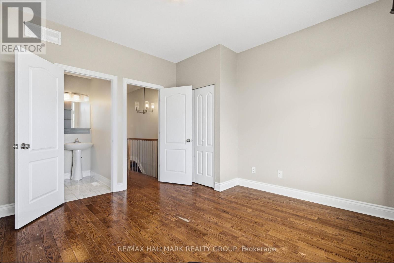 290 Cambridge Street N, Ottawa, Ontario  K1R 0B4 - Photo 21 - X12615560