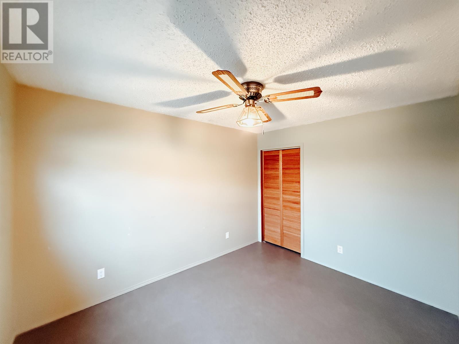 63 Peter Street West, Kenora, Ontario  P9N 3R4 - Photo 21 - TB253554