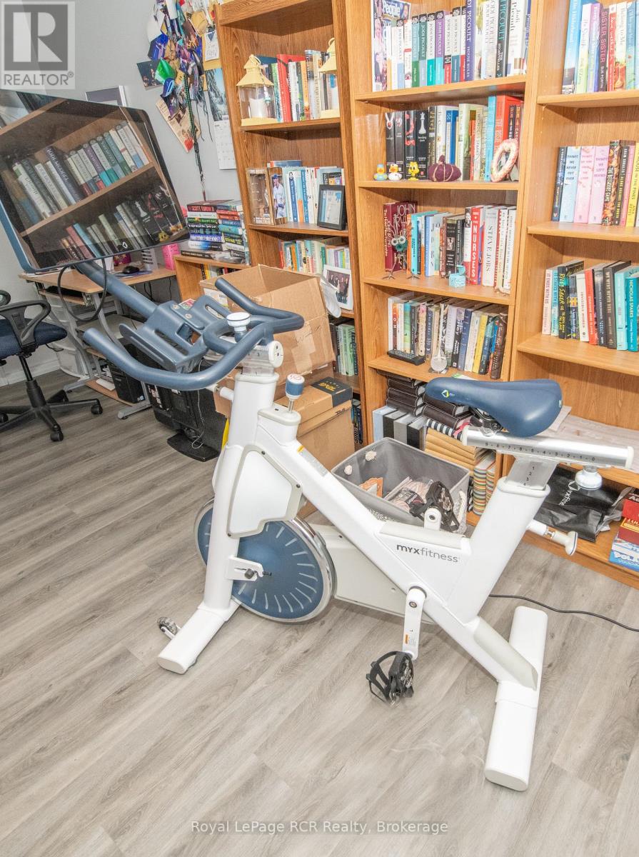 108 - 497 Birmingham Street W, Wellington North, Ontario N0G 2L1 - Photo 15 - X11954806