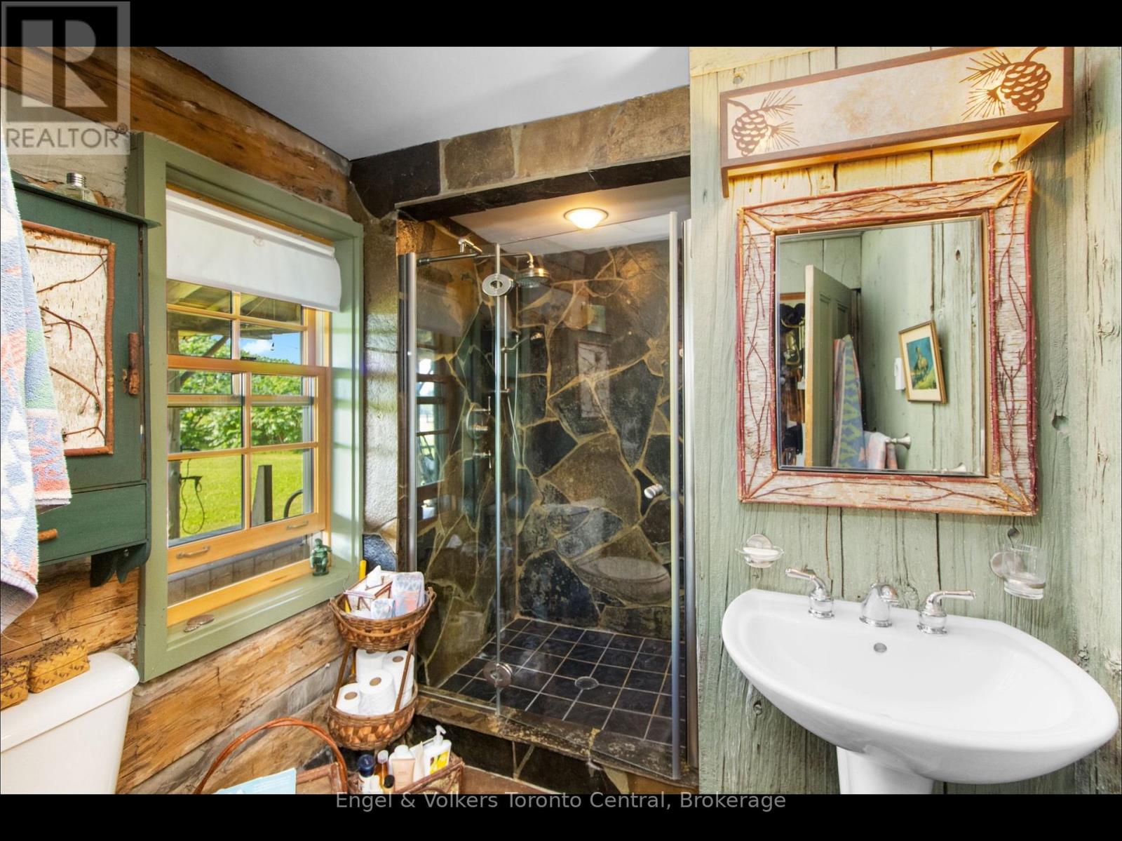 317343 3rd Line, Meaford, Ontario N4L 1W7 - Photo 7 - X12404961