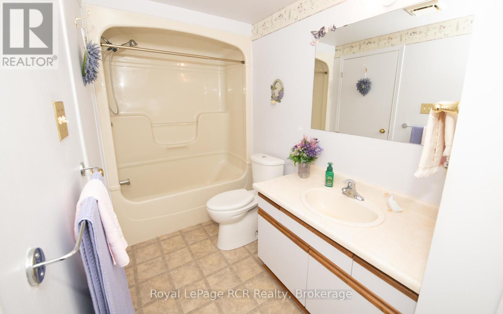 101 - 1-497 Birmingham St West Street W, Wellington North, Ontario N0G 2L1 - Photo 19 - X12096445