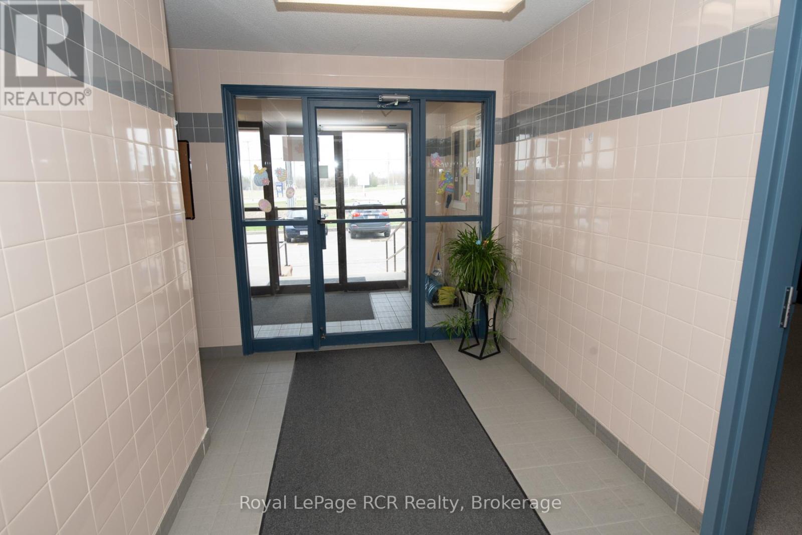 101 - 1-497 Birmingham St West Street W, Wellington North, Ontario N0G 2L1 - Photo 27 - X12096445