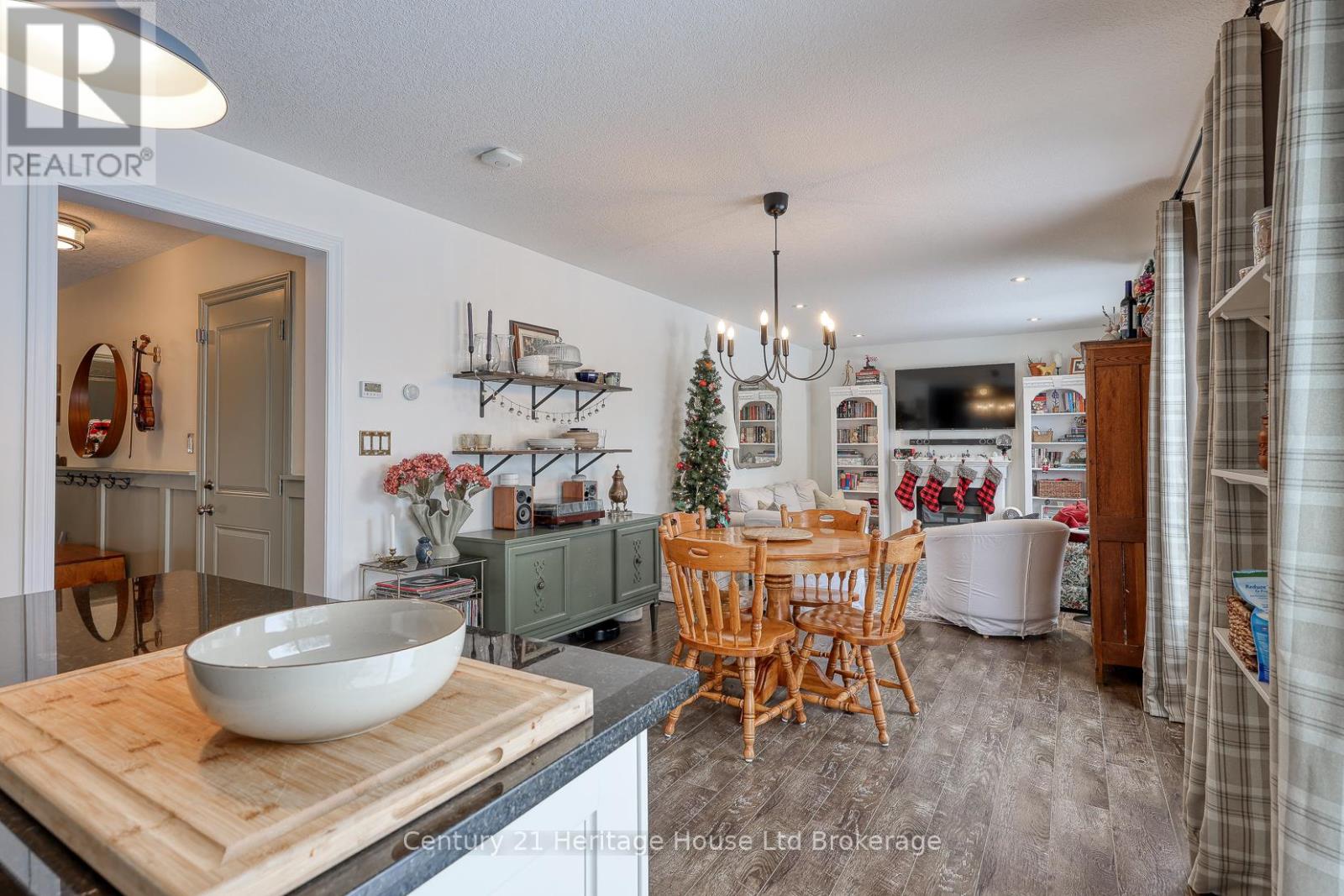 72 Pearl Street, Tillsonburg, Ontario  N4G 0A2 - Photo 10 - X12615442