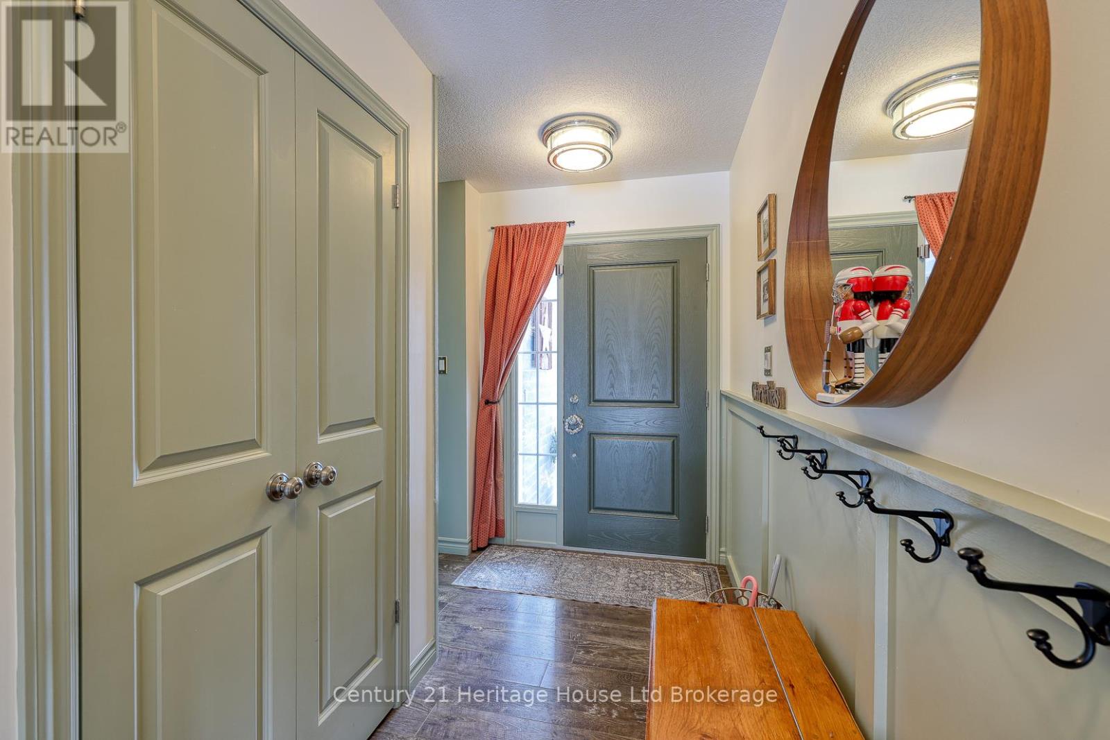 72 Pearl Street, Tillsonburg, Ontario  N4G 0A2 - Photo 4 - X12615442