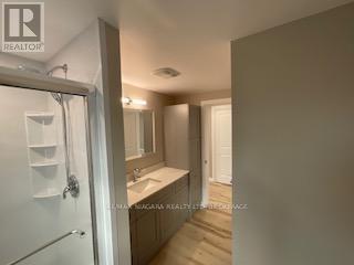 3976 Portage Road, Niagara Falls, Ontario  L2J 2K9 - Photo 10 - X12615590