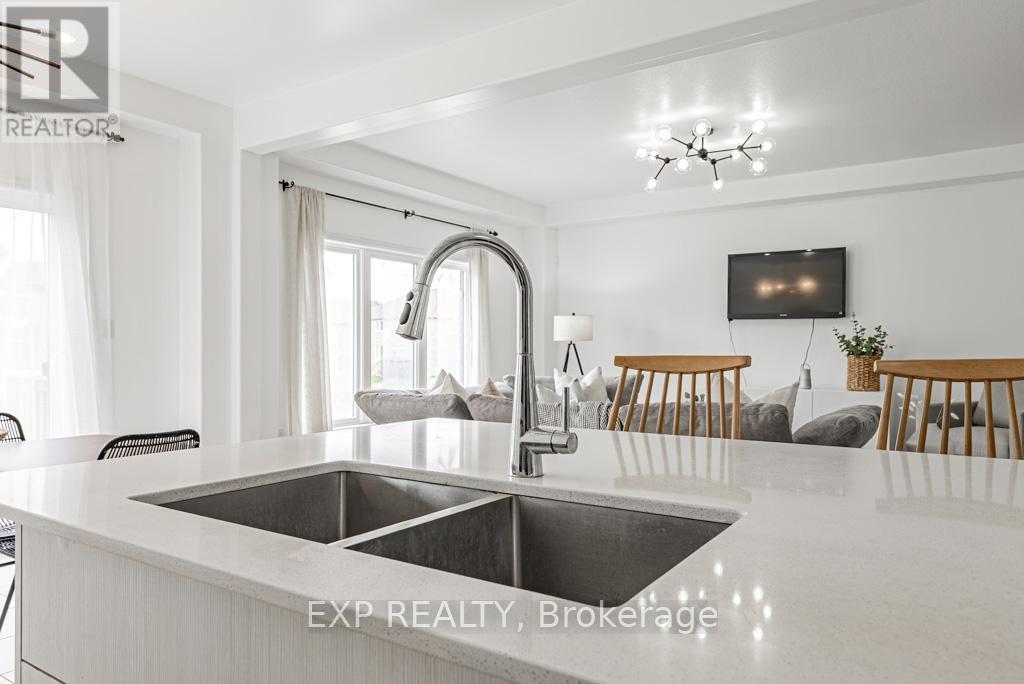 462 Blackburn Drive, Brantford, Ontario  N3T 6S8 - Photo 9 - X12615390