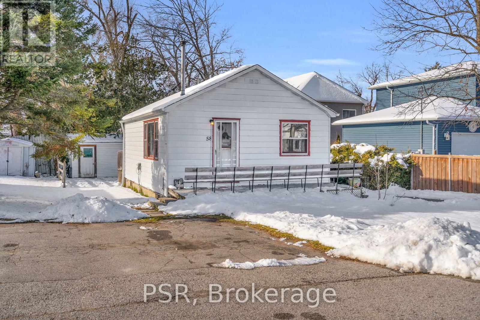 58 De La Salle Boulevard, Georgina, Ontario  L0E 1L0 - Photo 2 - N12615462