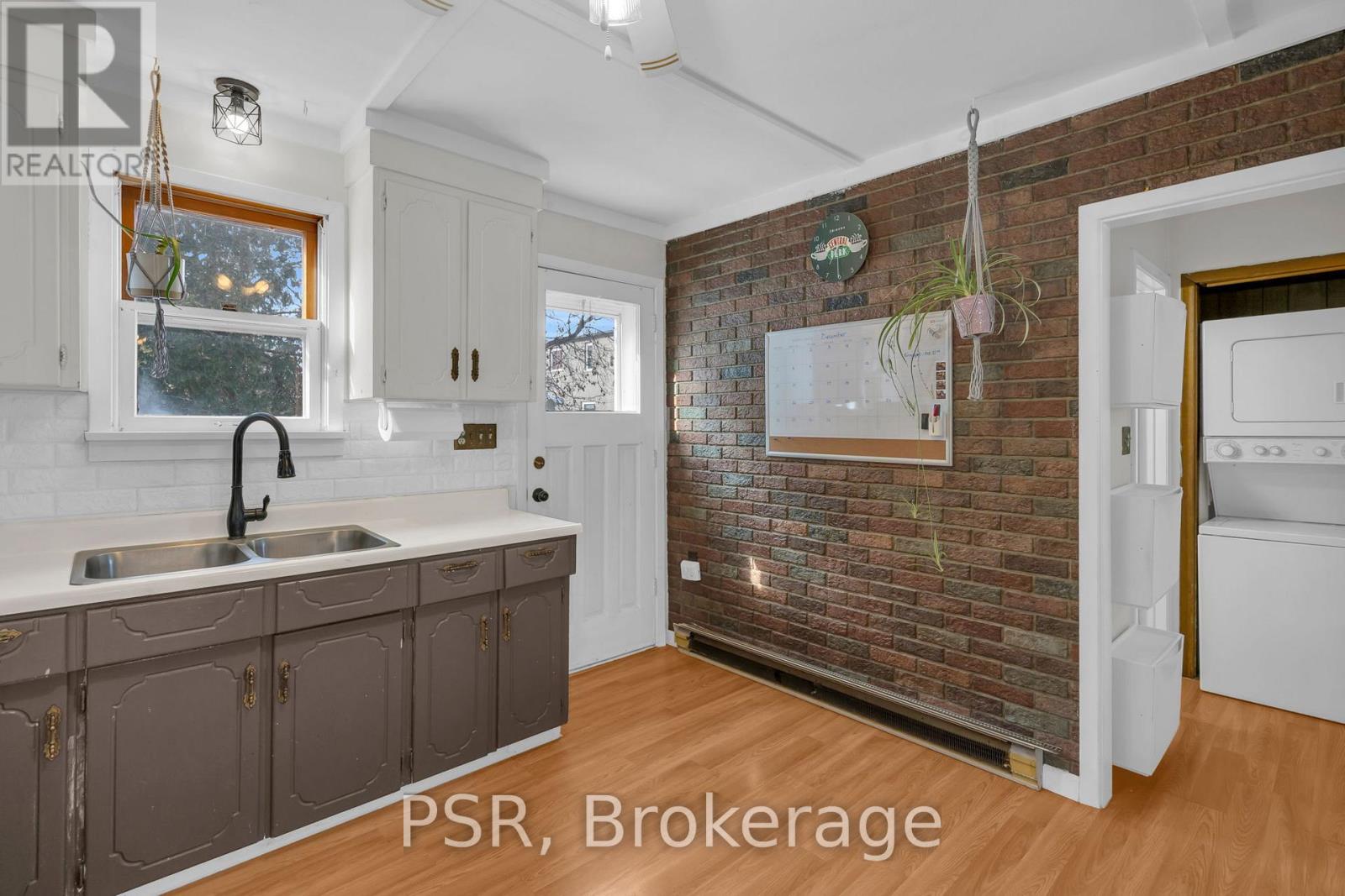 58 De La Salle Boulevard, Georgina, Ontario  L0E 1L0 - Photo 21 - N12615462